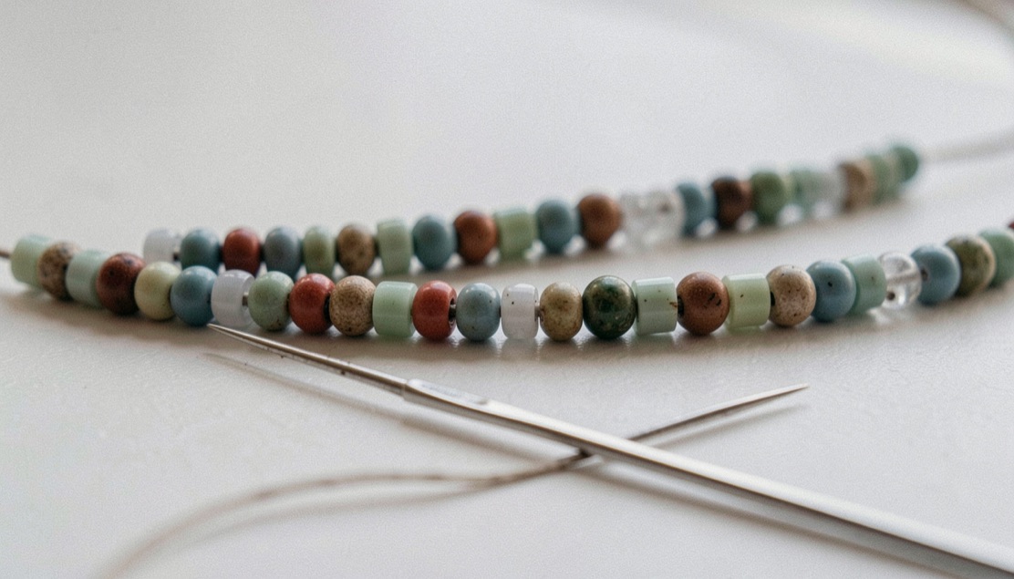 Bench photograph for Miyuki vs Toho seed beads